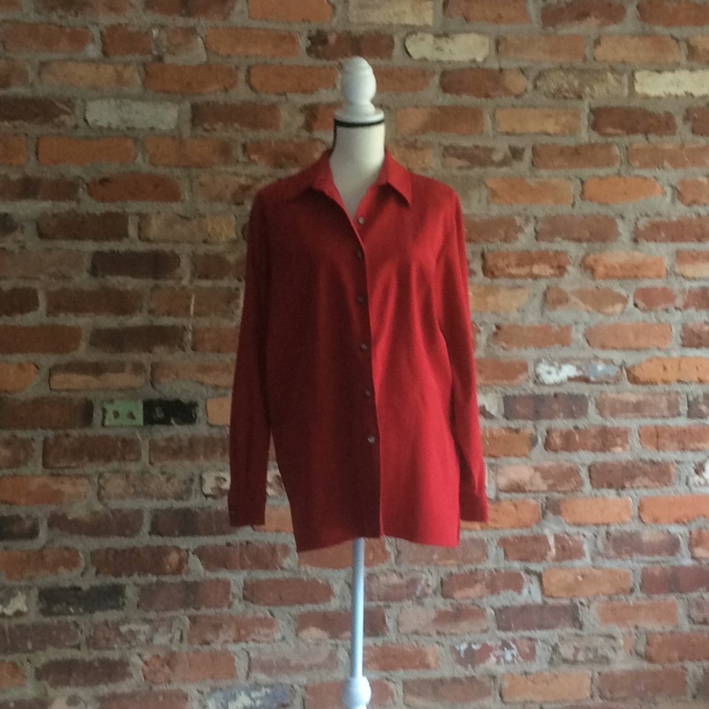 Woman’s Shirt